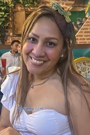 152345 - Tatiana Age: 44 - Colombia