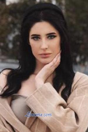 178325 - Elizabeth Age: 27 - Ukraine