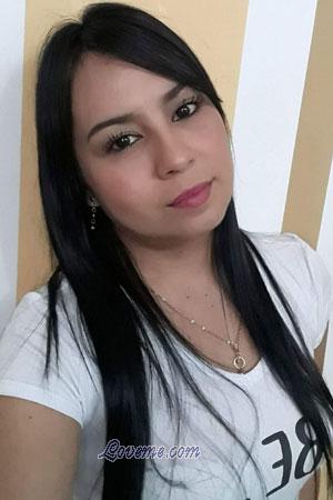 181185 - Andrea Age: 41 - Colombia