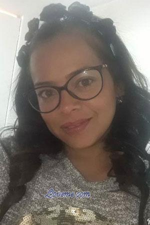 181685 - Martha Age: 42 - Colombia