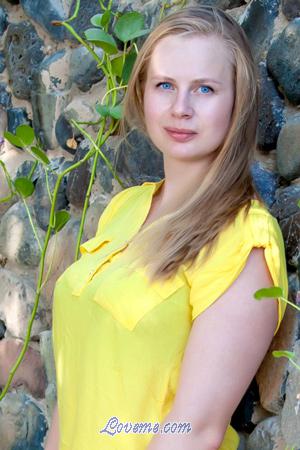 190401 - Anna Age: 36 - Belarus