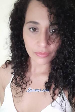 195458 - Adriana Age: 38 - Colombia