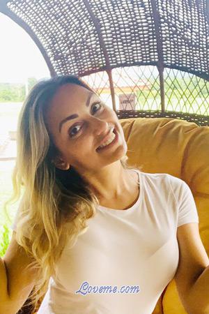 198139 - Shirley Age: 50 - Ireland