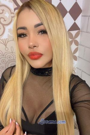 213860 - Paola Age: 31 - Colombia