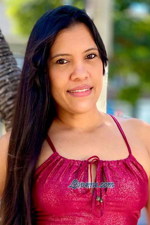 221474 - Carolina Age: 38 - Colombia