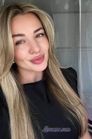 222201 - Alina Age: 30 - Ukraine