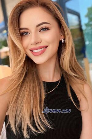 222621 - Nastasiia Age: 22 - Ukraine