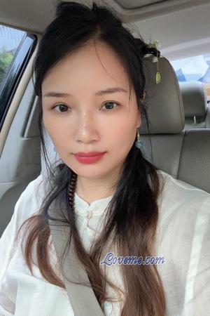 Ladies of Guangzhou